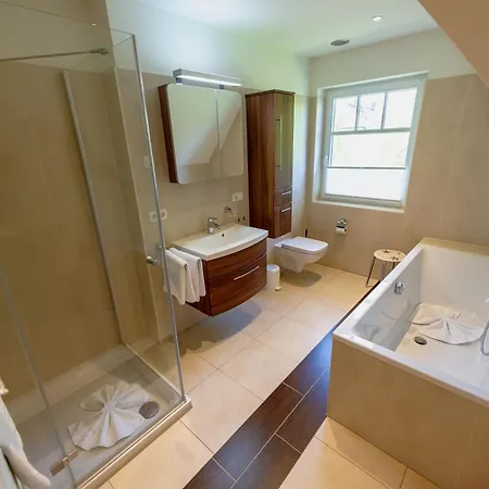 Prázdninový dům Reethaus Strandzeit In - Haushaelfte 1